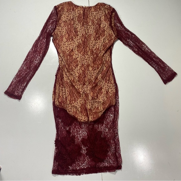 Luxxel Maroon Sheer Net Embroidered Floral Bodycon Dress With Nude Bodysuit M - Picture 3 of 15